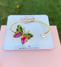Load image into Gallery viewer, Crystal Butterfly Cuff Bracelets π¦