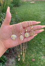 Load image into Gallery viewer, Oval Virgenctita Necklace