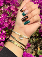 Load image into Gallery viewer, Butterfly Pearl Bracelet 🦋🤍
