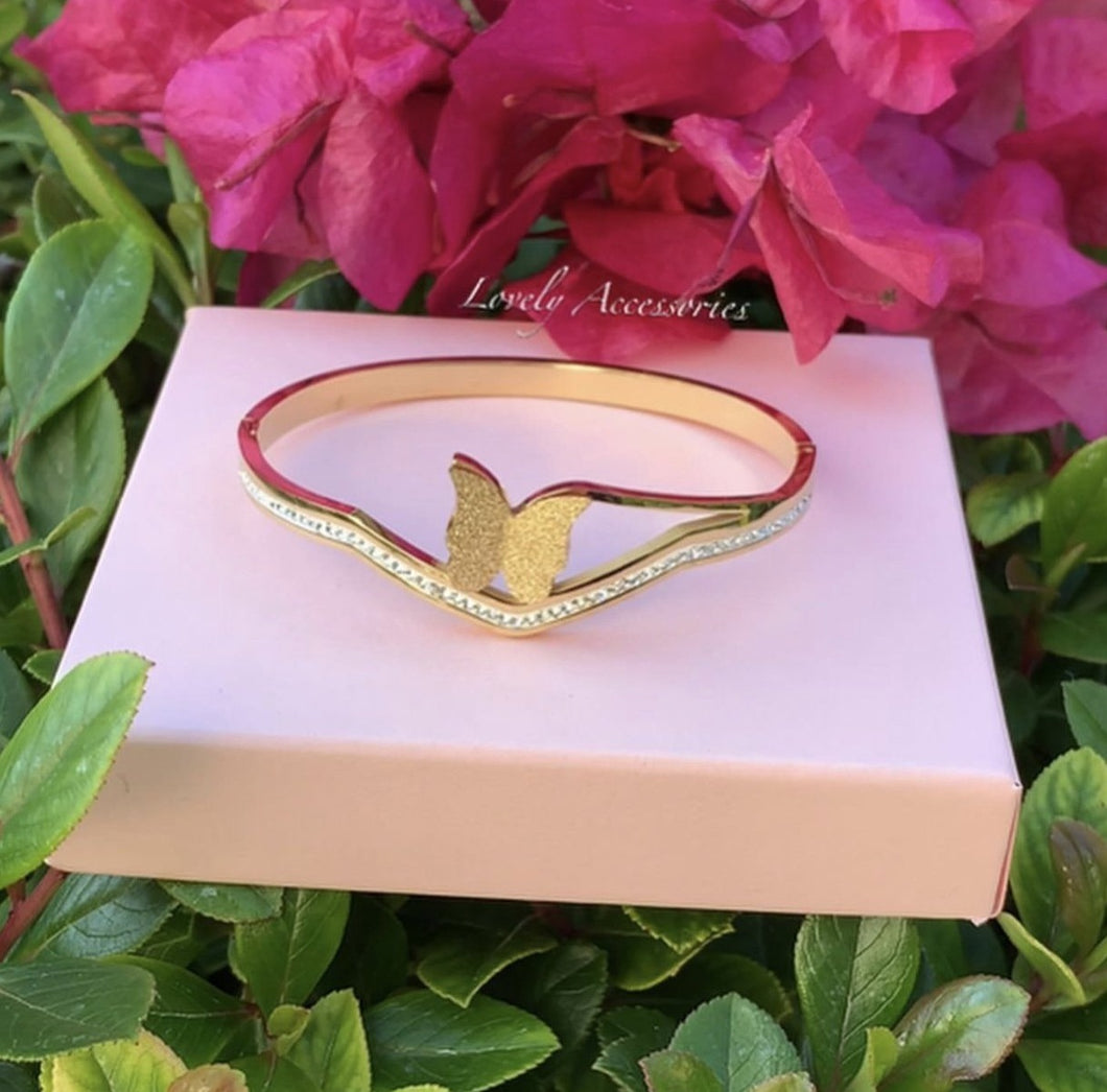 Butterfly V Diamond Bracelet