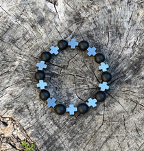 Load image into Gallery viewer, Crosses Beaded Bracelet
