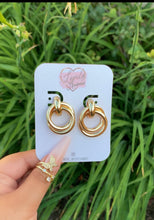 Load image into Gallery viewer, Lori Earrings ✨
