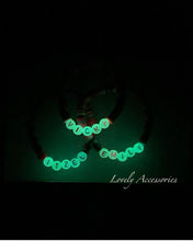Load image into Gallery viewer, Girls Glow In The Dark Bracelets ✨💚✨
