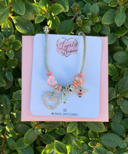 Load image into Gallery viewer, Pink Heart Charm Bracelet💖
