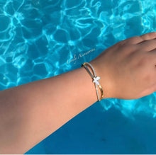 Load image into Gallery viewer, White Butterfly Bracelet
